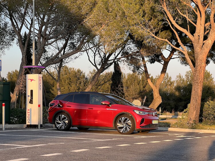 5000 km Volkswagenem ID.4 przez całą Europę – elektryczny SUV Volkswagena w podróży do Barcelony
